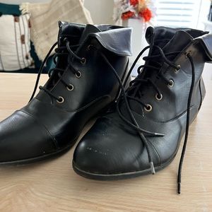 Black lace up booties - 11